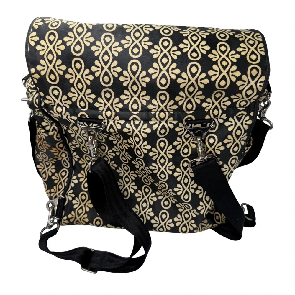 Petunia Pickle Bottom Boxy Backpack Diaper Bag‎ Black Tan Glazed Canvas Floral